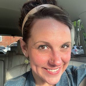 Meet your Posher, Andria